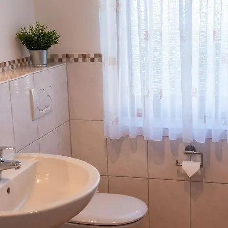 Haus-meeresglueck-wohnung-seebaer Lejlighed *